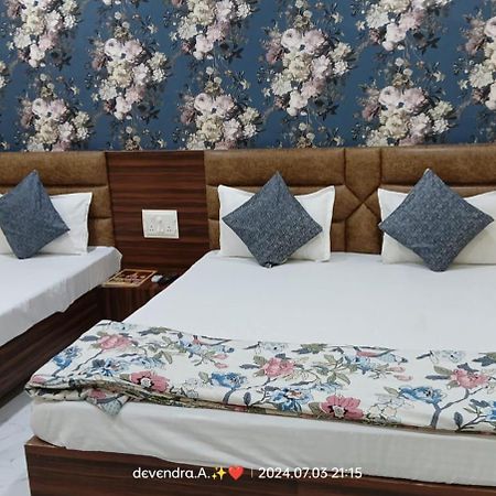 Hotel Ganga Sagar Уджайн Екстериор снимка