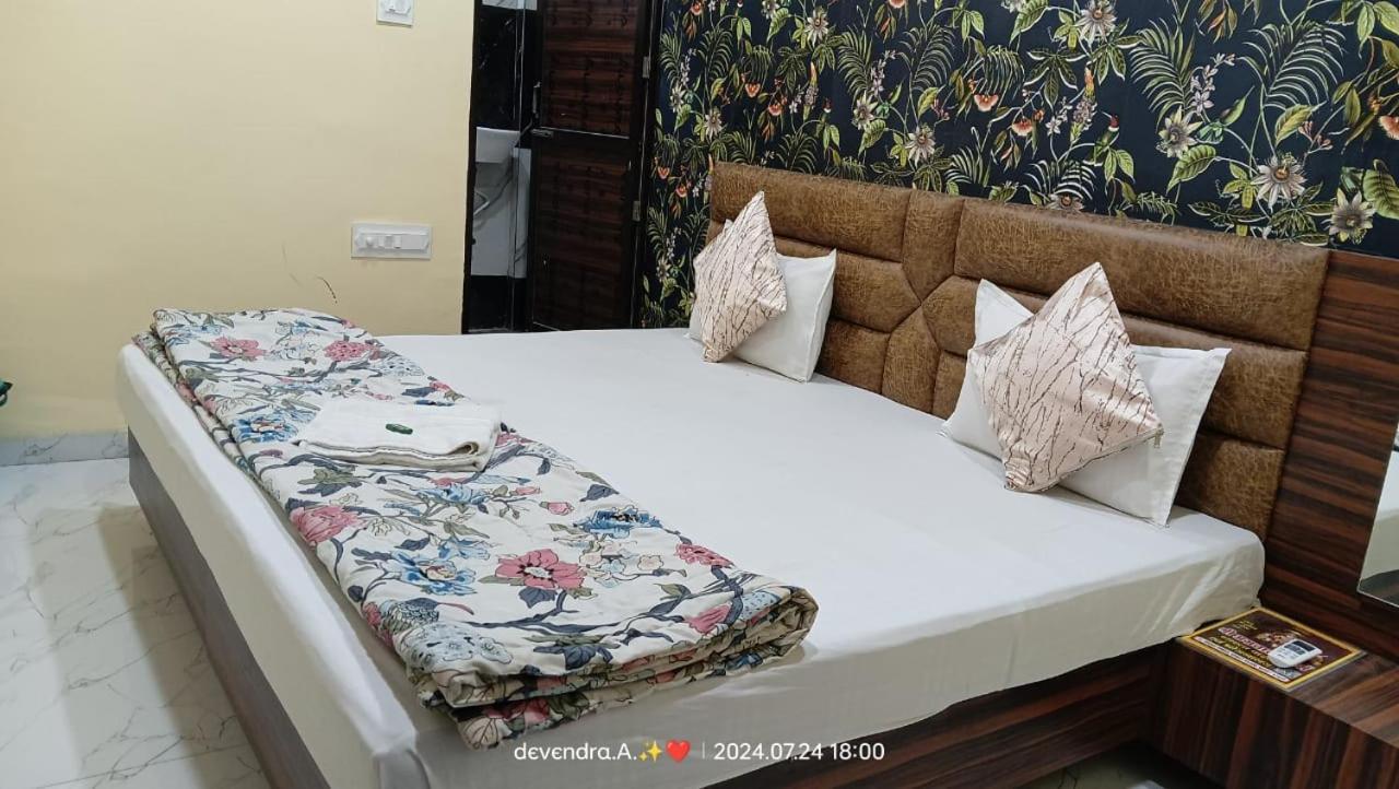 Hotel Ganga Sagar Уджайн Екстериор снимка